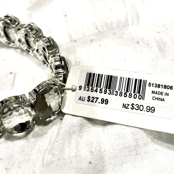 NWT LOVISA Silver Cubic Zirconia Tennis Bracelet $18 (RRP $28)🕊️💛. - Picture 4 of 4